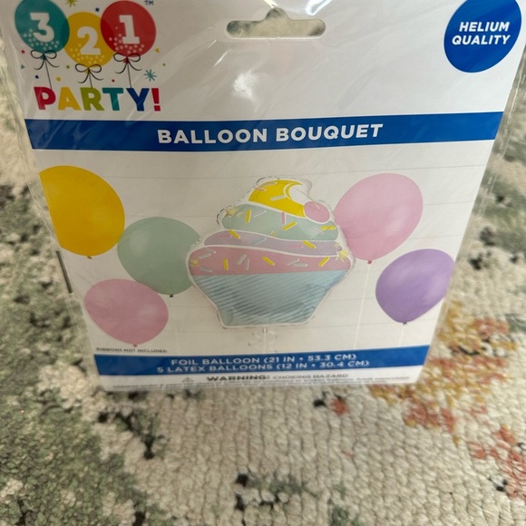 Cupcake Foil Balloon Bouquet Set by 321 Party! - Picture 3 of 5